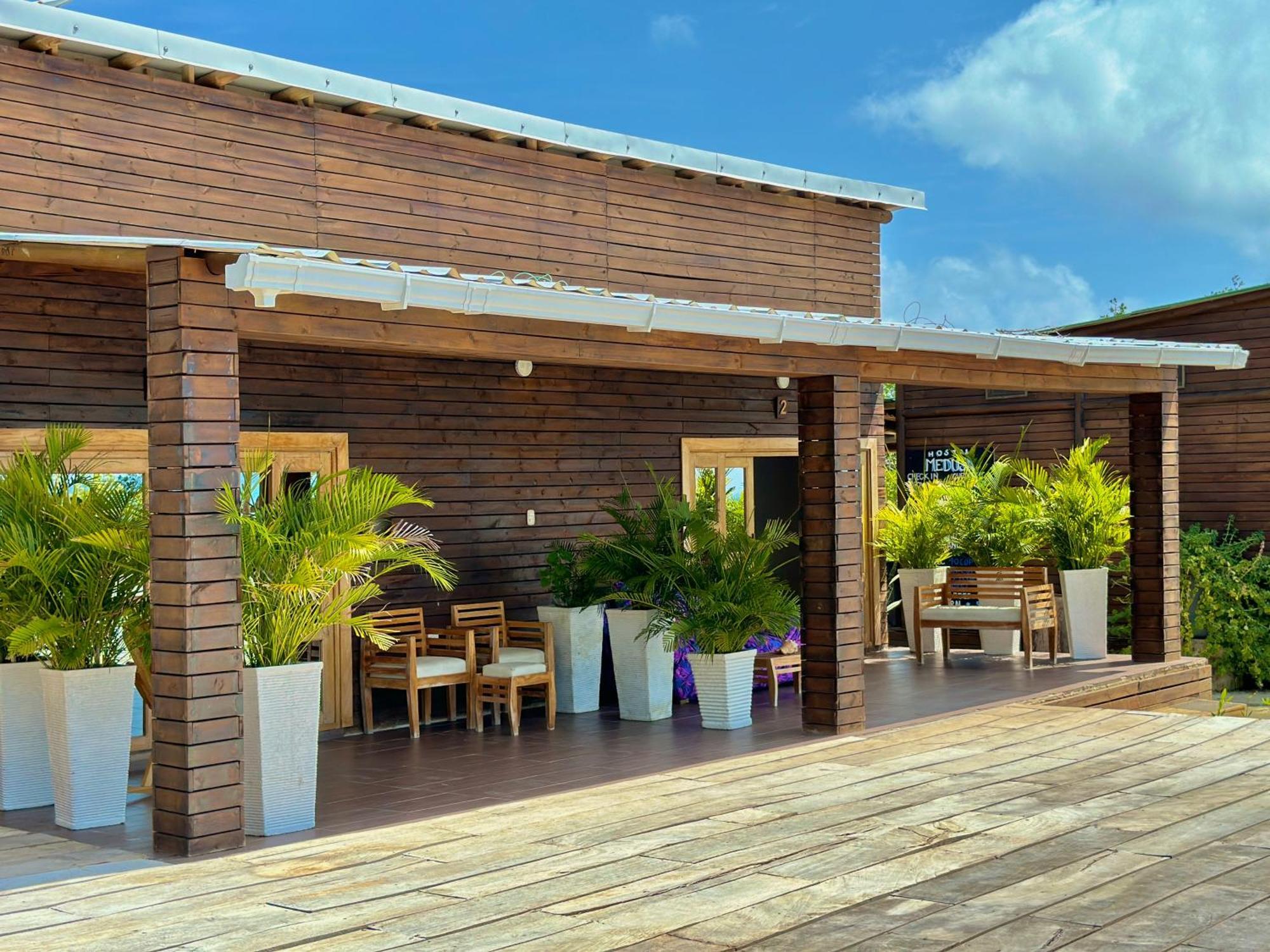 Medusa Hostel Isla Tintipan Tintipan Island Esterno foto